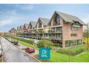 LICHTRIJK (HALFOPEN) APPARTEMENT te BRUGGE