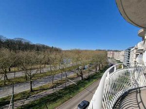 Un appartement entièrement rénové avec une magnifique vue