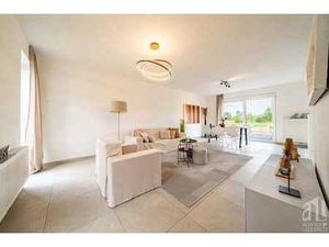 MAISON NEUVE DE 3 CHAMBRES AVEC CARPORT ET JARDIN