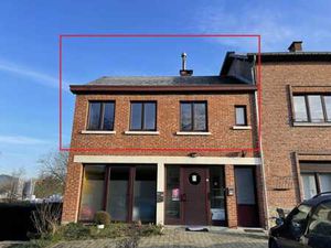 Agréable appartement 1 chambre sis au calme à Hermeton.