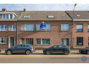 Gebouw ca. 420m² met verschillende ontwikkelingsmogelijkhede