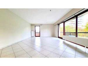 WAVRE  APPT 3 CH ± 122m2 + BOX GARAGE - PEB B