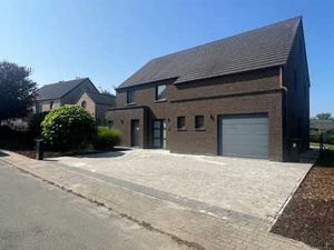 Superbe villa 5 chambres avec piscine à vendre à Saint-Gery