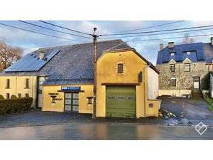 Immeuble à usage multiple