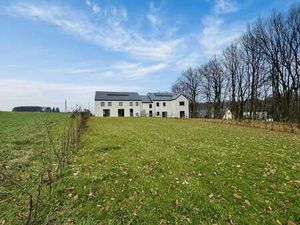 A SAISIR - maison moderne avec superbe jardin