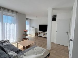 Deniers étage vue dégagée parking en sous sol