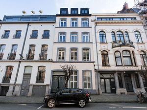 Immeuble à appartements rénové  dans le quartier Châtelain ! à Ixelles à partir de € 815.0