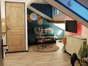 Studio meublé moderne DPE: C