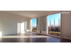 Magnifique F3 refait à neuf très récemment libre de suite