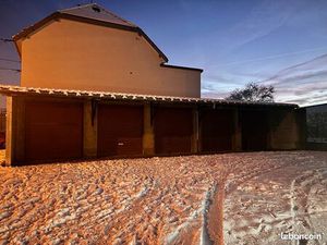 Parking/box 1 pièce 20 m²