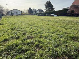 Terrain constructible viabilisé à vendre