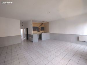 Location F3 à Valréas