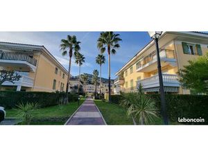 Magnifique appartement 2 pièces 44m2 + jardinet 37m2 dans petite résidence au calme à Mand