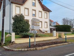 Location F3 80m² appartement au 1 er étage