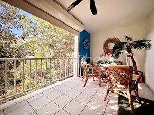 Vente appartement 5 pièces 100 m² à Saint-Martin (97150)  310 000 €