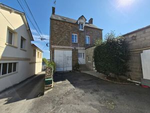 Maison à vendre à Fougerolles-du-Plessis (53190) - Mayenne