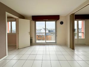 T1 BIS DANS RÉSIDENCE AVEC ASCENSEUR - CENTRE-VILLE DE PAIM