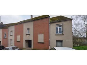 En Centre-ville  Studio situé en rez-de-chaussée.