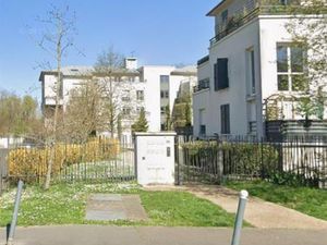 VILLENEUVE-LE-ROI - PARC EN SEINE