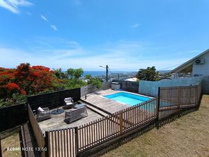 Superbe villa T5 avec belles prestations sur 630m² de terrain.