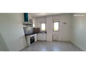 2/3 pièces avenue de la résistance