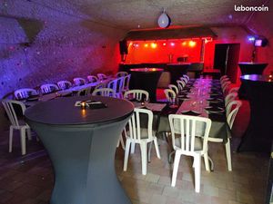 Cave festive à louer
