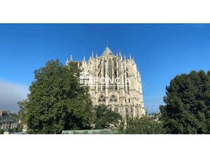 VUE SUR LA CATHÉDRALE