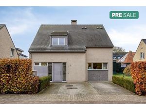 Alleenstaande villa in rustige woonwijk in Strombeek-Bever