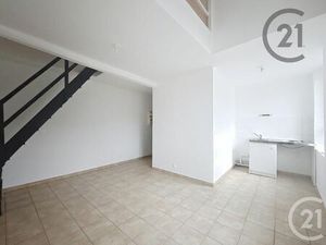 Appartement Duplex à louer - 2 pièces - 23 44 m2 - Melun - 77 - ILE-DE-FRANCE