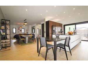 Maison Lay-Saint-Christophe m² T-5 à vendre  535 500 €