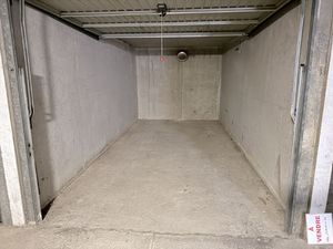 Vente garage Bormes-les-Mimosas (83230)