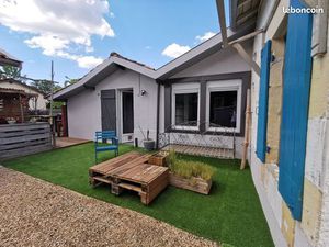 Petite Maison T3 centre de saint medard en jalles