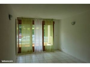 Appartement T2 CRUSEILLES 40 m²