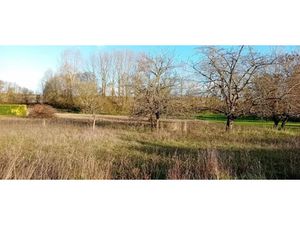 Vente terrain 2576 m² à Chadenac (17800)  20 000 €
