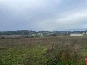 Vente terrain 2482 m² à Léguillac-de-l'Auche (24110)  79 460 €