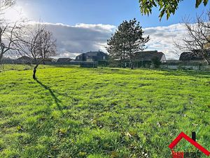 Vente terrain 820 m² à Saint-Pantaléon-de-Larche (19600)  49 050 €