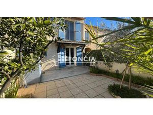 Charmant Mazet rénové vendu meublé – 45 m² – 2 chambres + mezzanine – Terrasse – Parking –