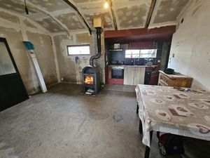 Petite maison de village à rénover