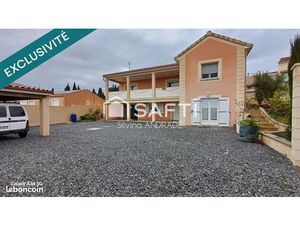 Propriété 94 pièces 164 m²