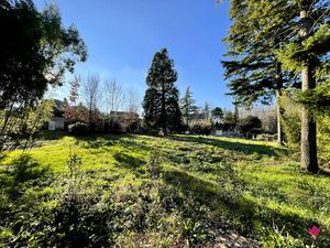 Terrain à bâtir Jonage le haut de 1024 m2  libre constructeur  proche commodités et grand 