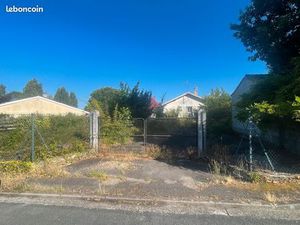 VILLENAVE terrain à bâtir 361m2