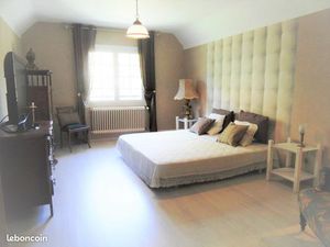 Suite parentale meublée + cuisine- Parking Calme