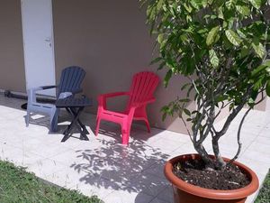 Joli T2 en rez-de-villa charges incluses (GOSIER)