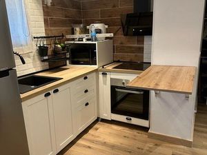 Charmant t1 bis avec 60m2 d’extérieur parking sécurisé rénovée