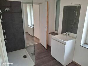 F2 centre ville moyenmoutier