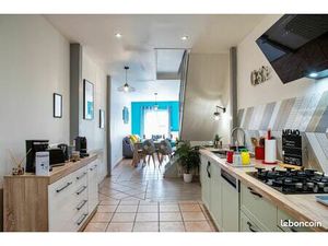 Appartement Duplex  2 ch  70m2  Centre de Gaillac  Terrasse sans vis à vis  rénové et meub