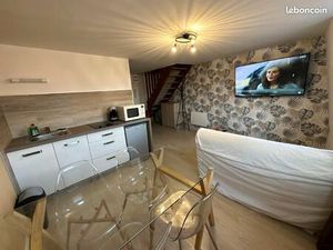 T2 centre ville dans rue classée