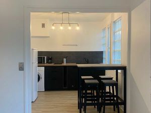 Appartement de 30m2 meublé avec parking  hyper centre de Tours  rue Berthelot