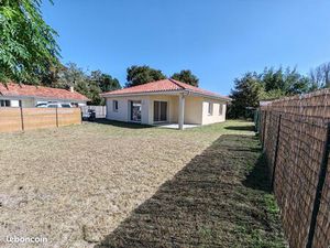 Maison neuve à louer à l'année