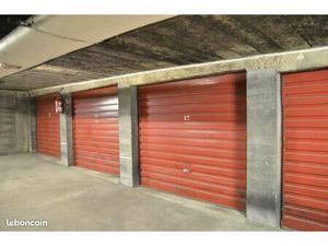 Box éclairé en sous-sol - Résidence